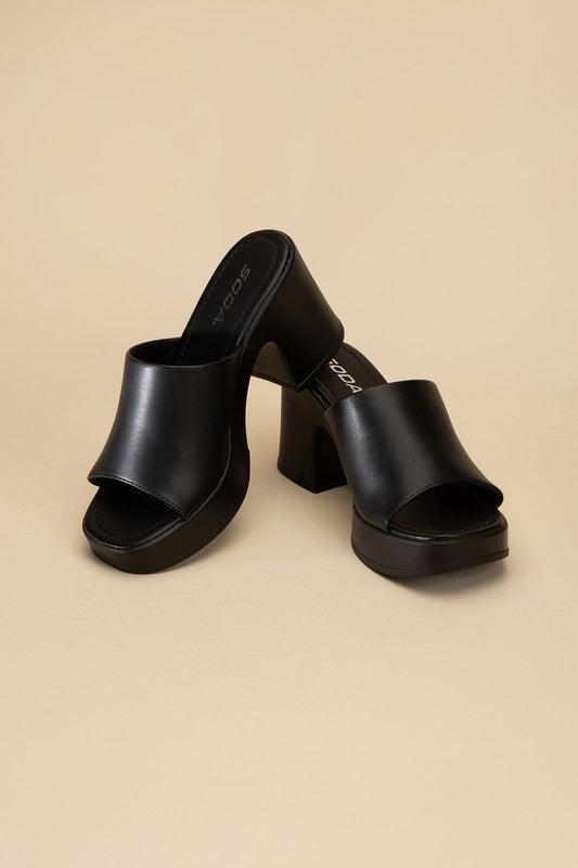 TYPO SLIDE MULES