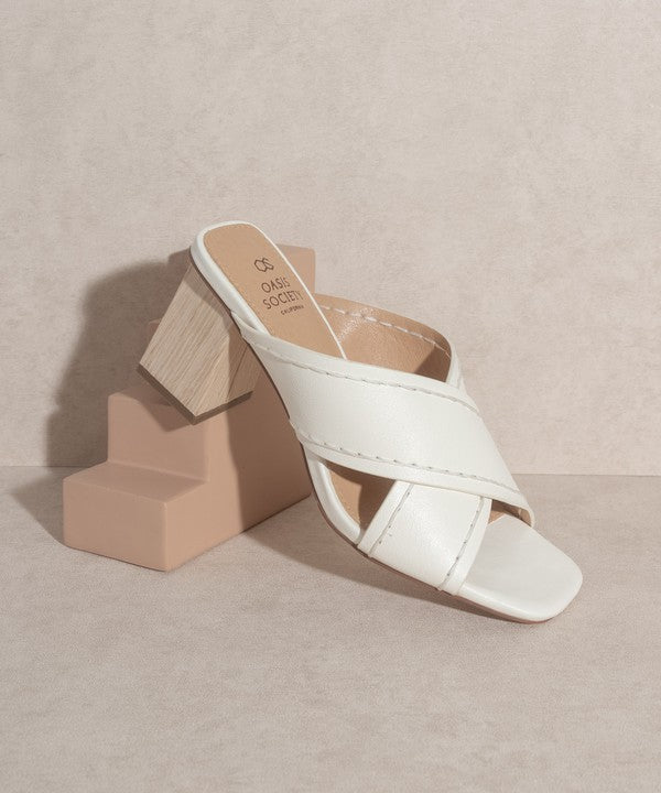 OASIS SOCIETY Jade - Strappy Stitched Sandal
