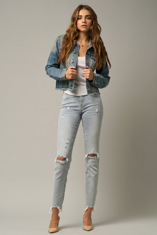 Mid Rise Frayed Hem Ripped Crop Skinny Jeans