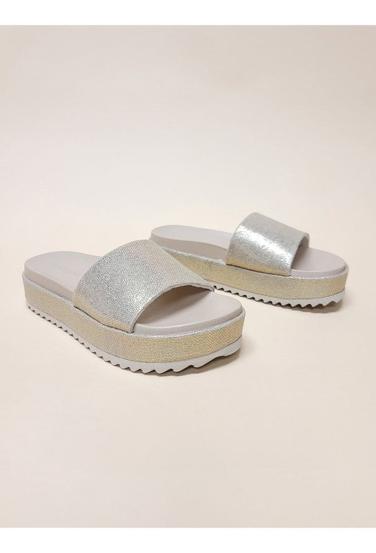 NY NY Platform Sandals